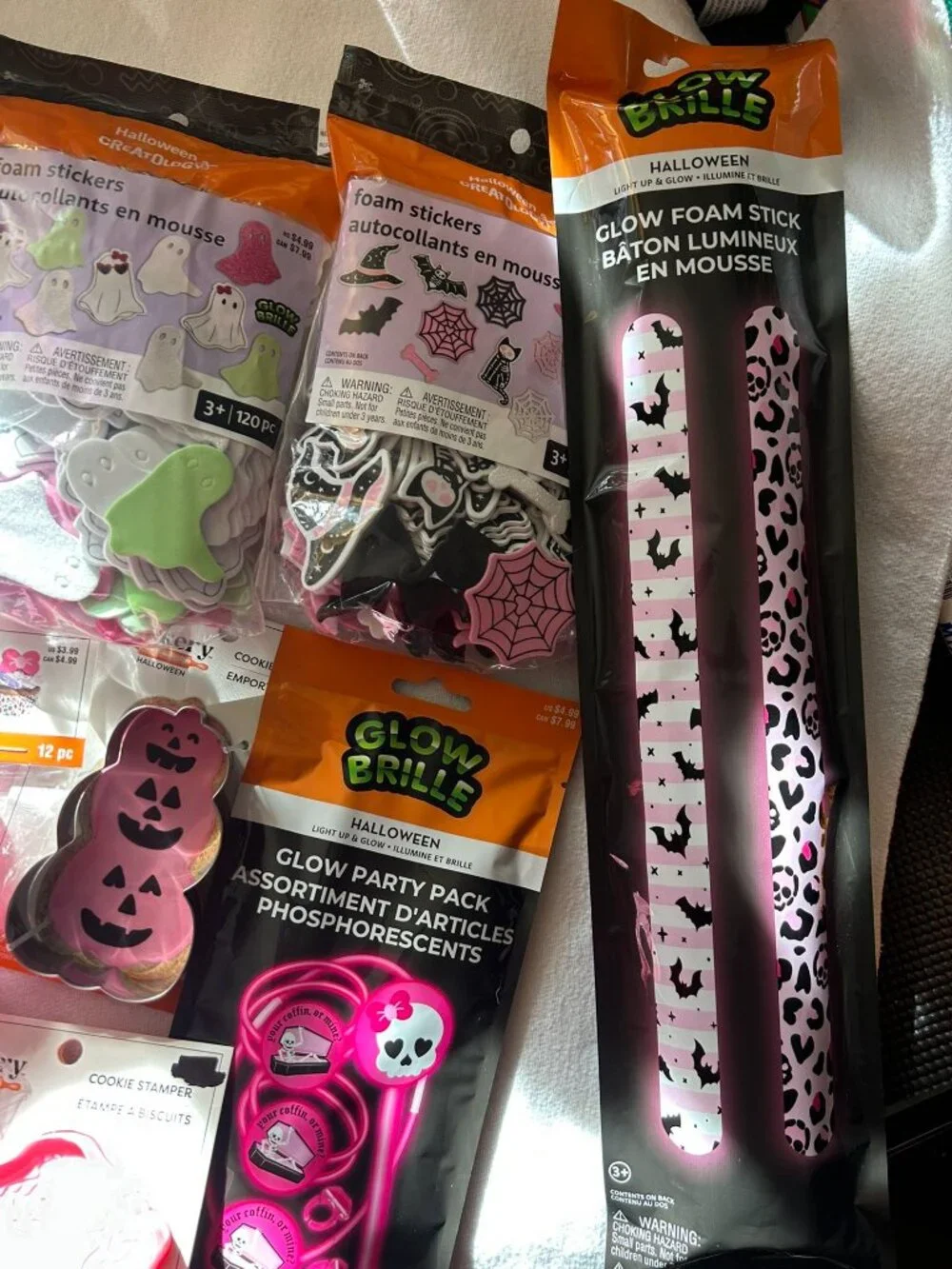 21 Piece Party Craft Halloween DIY Bundle NWT MSRP $91.79